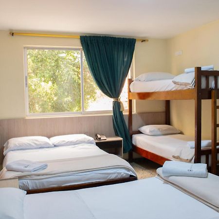 Hotel Caldas Plaza ภายนอก รูปภาพ