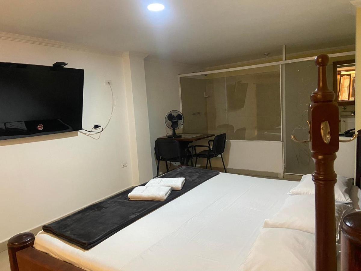 Hotel Caldas Plaza ภายนอก รูปภาพ