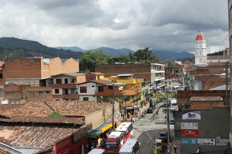 Hotel Caldas Plaza ภายนอก รูปภาพ