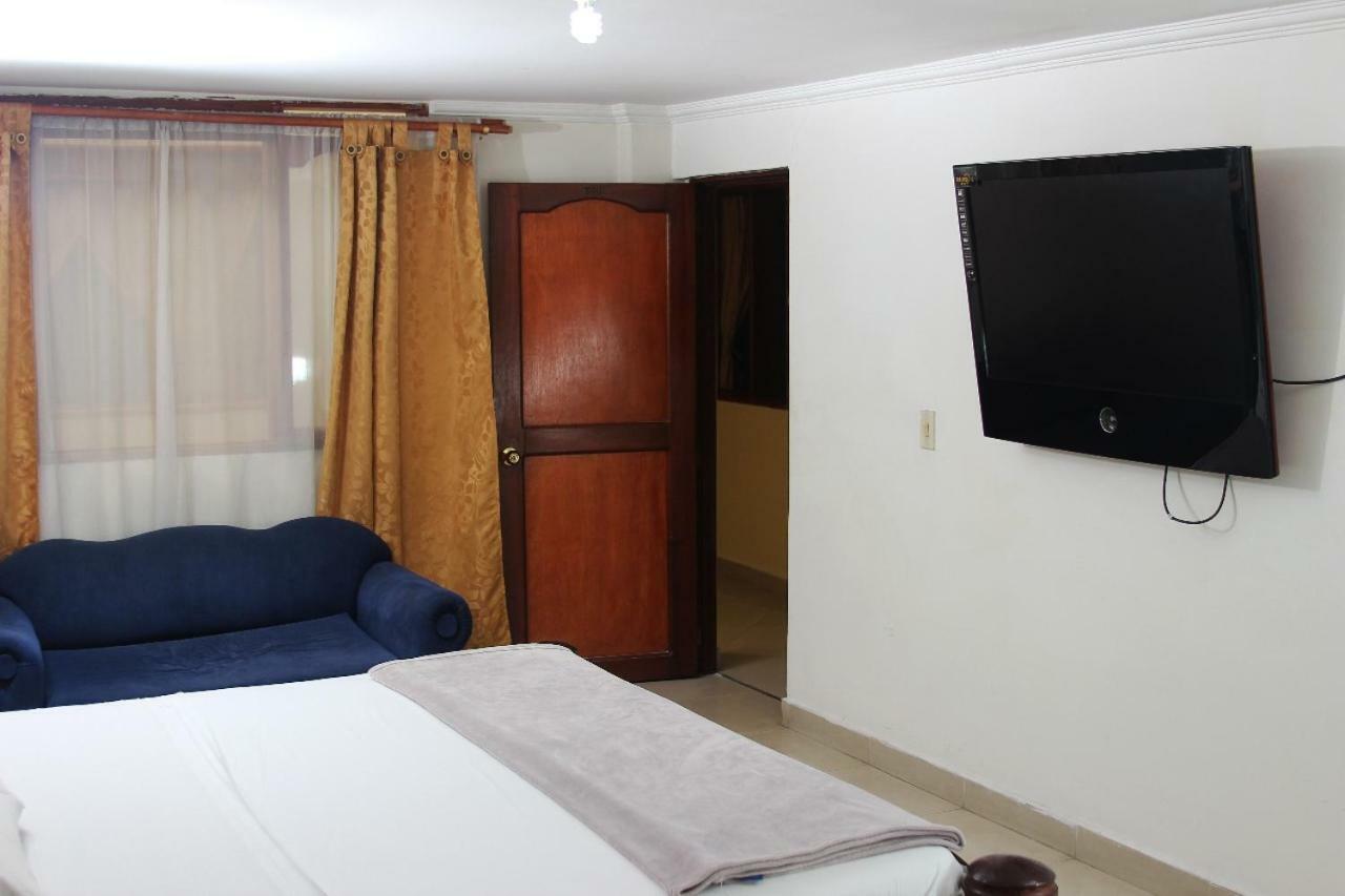 Hotel Caldas Plaza ภายนอก รูปภาพ